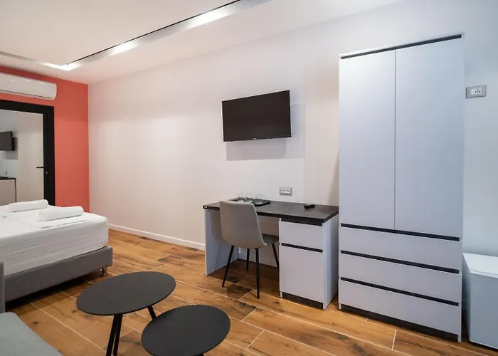 Luminosa 3* شكودر